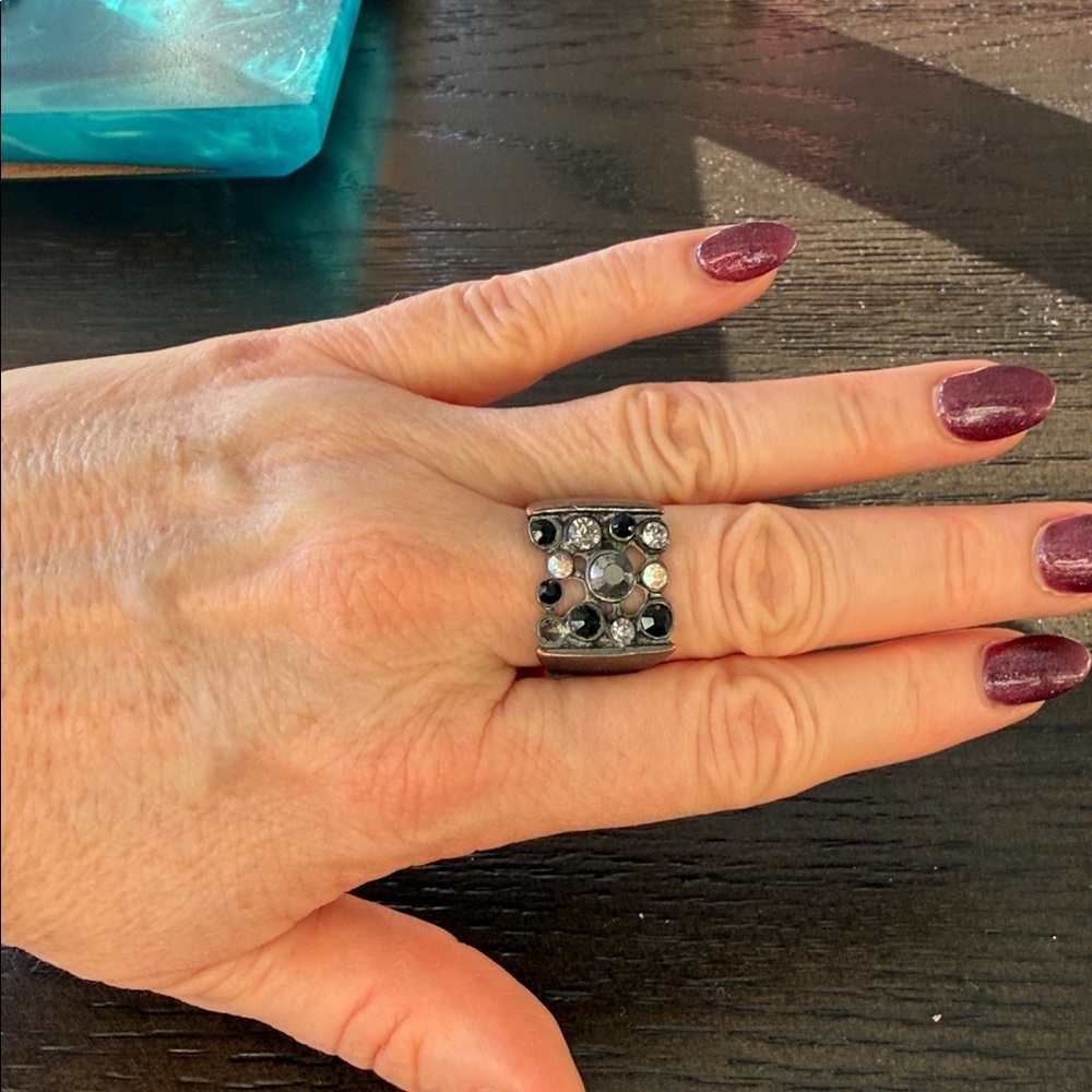 Elegant Black Stone Ring